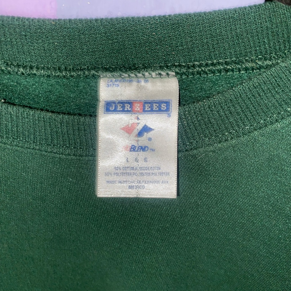 Green Pullover - Picture 3 of 3